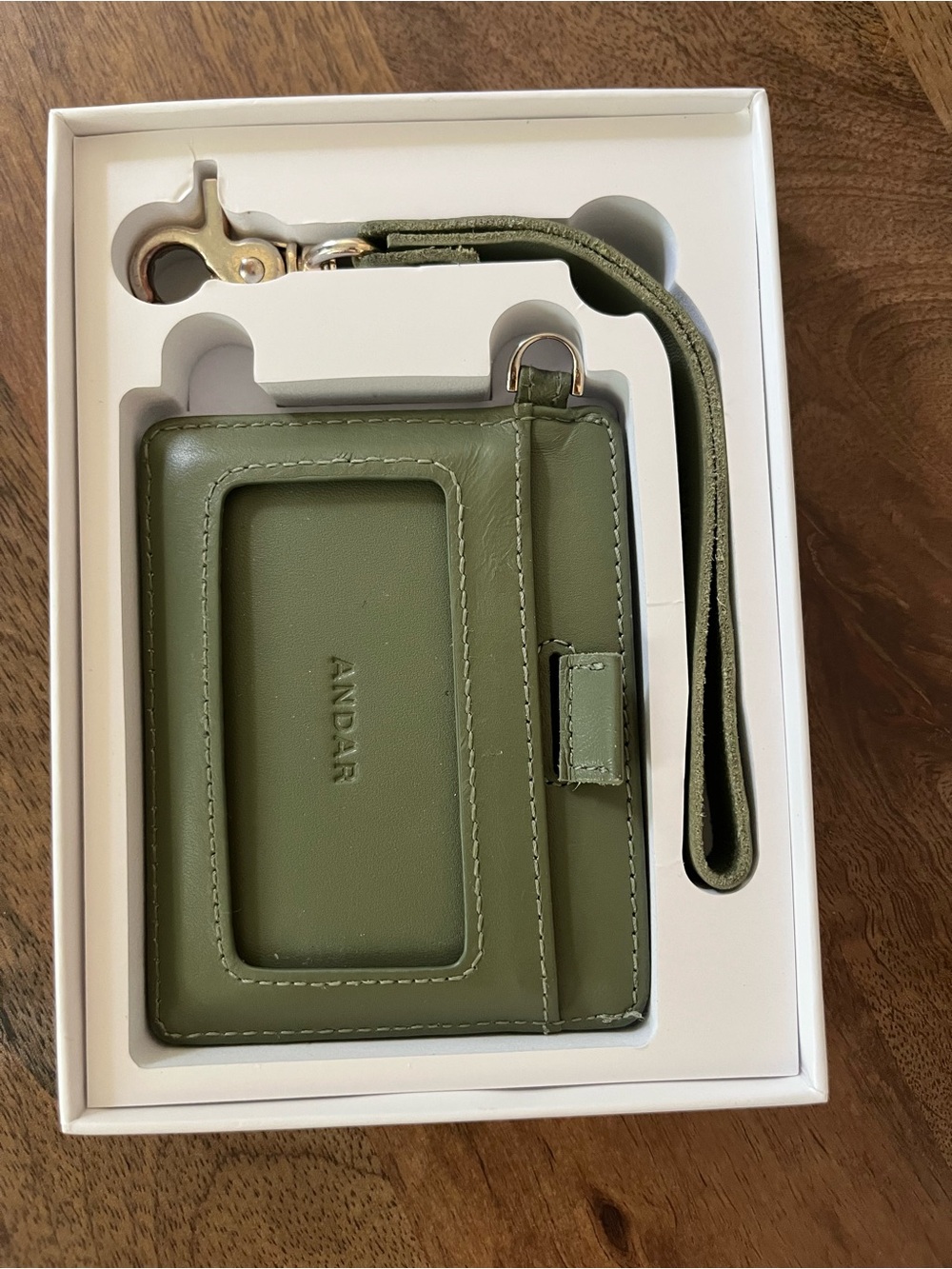 Andar Olive Green Denner Wallet - Picture 4 of 4